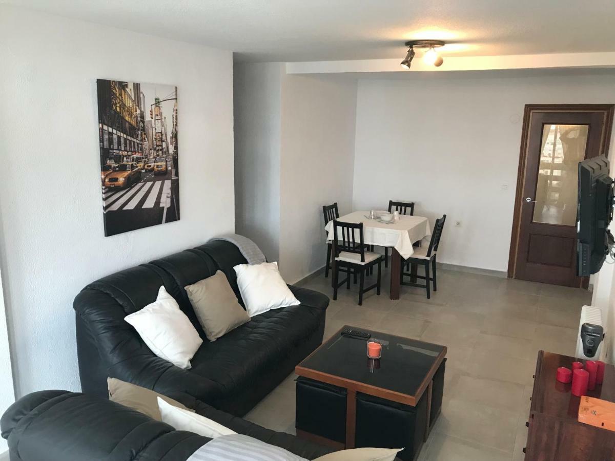 Apartamento Eucalipto เบนัลมาเดนา ภายนอก รูปภาพ